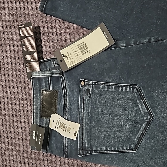 NWT Mavi Kerry Mid Rise Straight Leg Jeans 27 x 32 - Picture 2 of 4